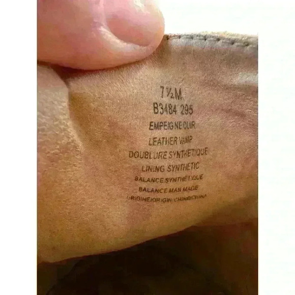 Blondo Women's‎ Gallert Waterproof Slip On Sneaker in Mushroom Suede Women’s 7.5 - Picture 9 of 9